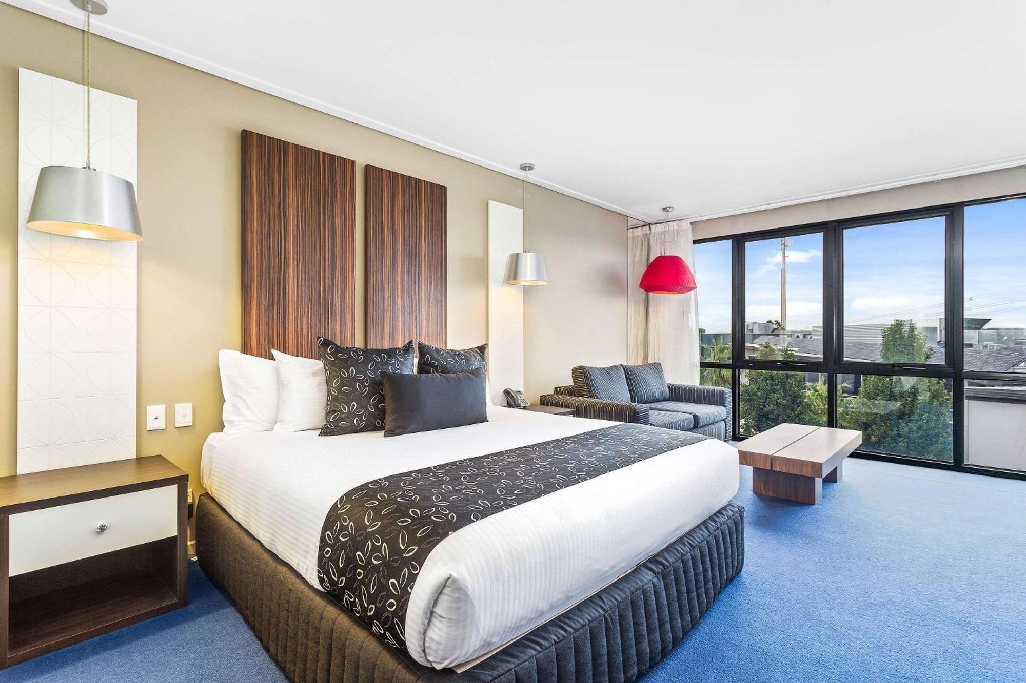 Quality Hotel Taylors Lakes Extérieur photo