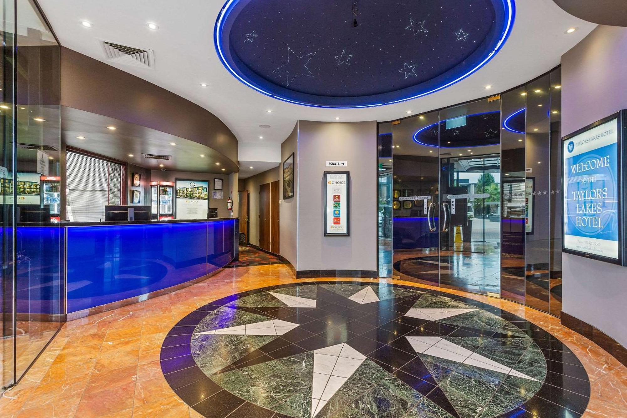 Quality Hotel Taylors Lakes Extérieur photo