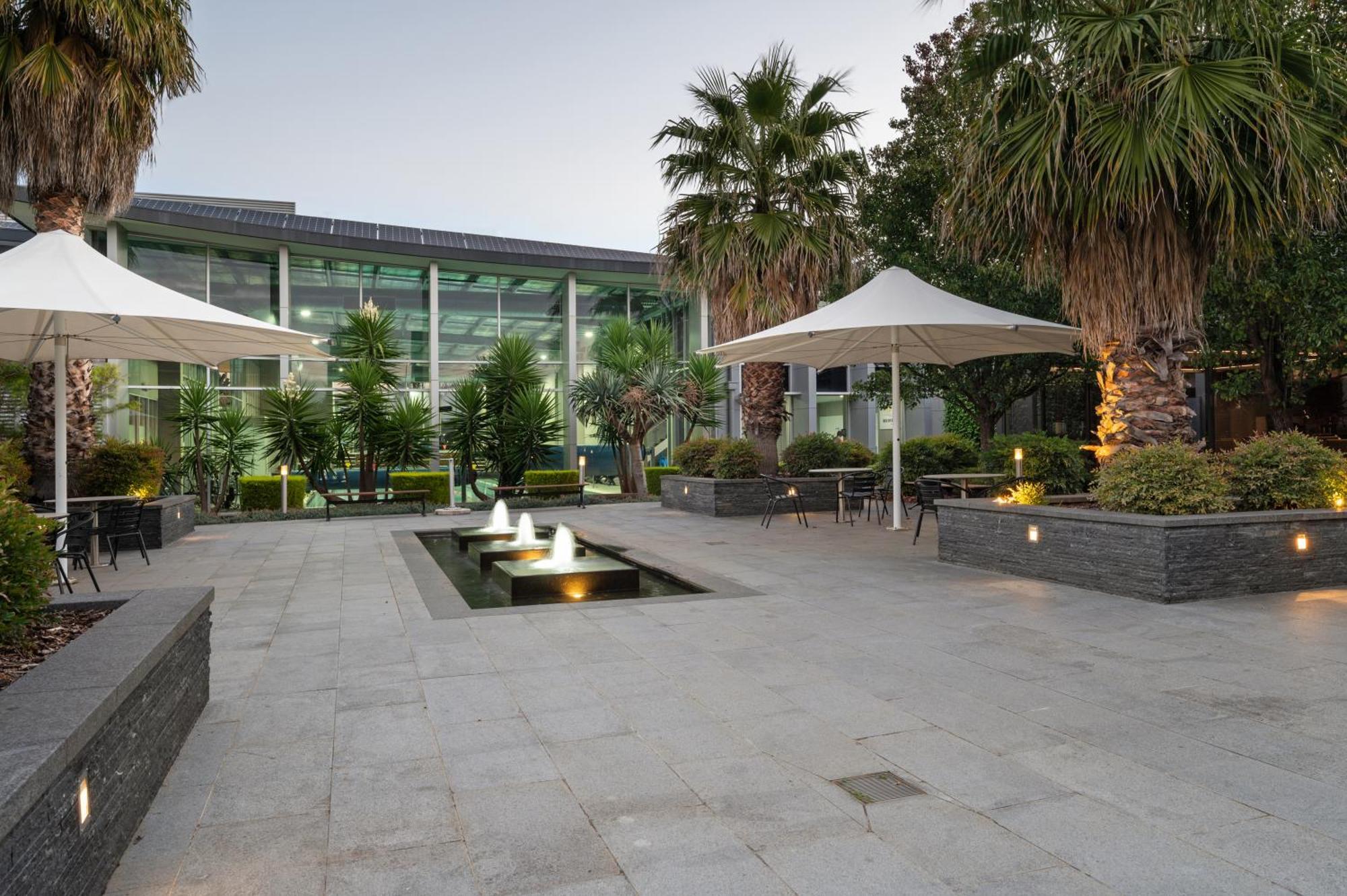 Quality Hotel Taylors Lakes Extérieur photo