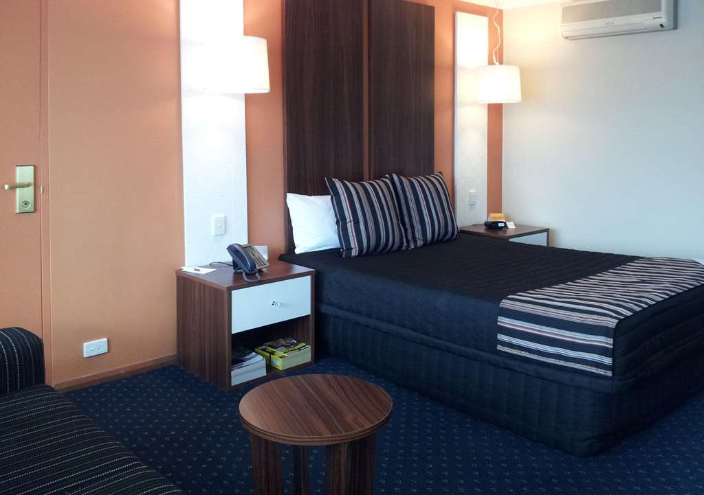 Quality Hotel Taylors Lakes Chambre photo
