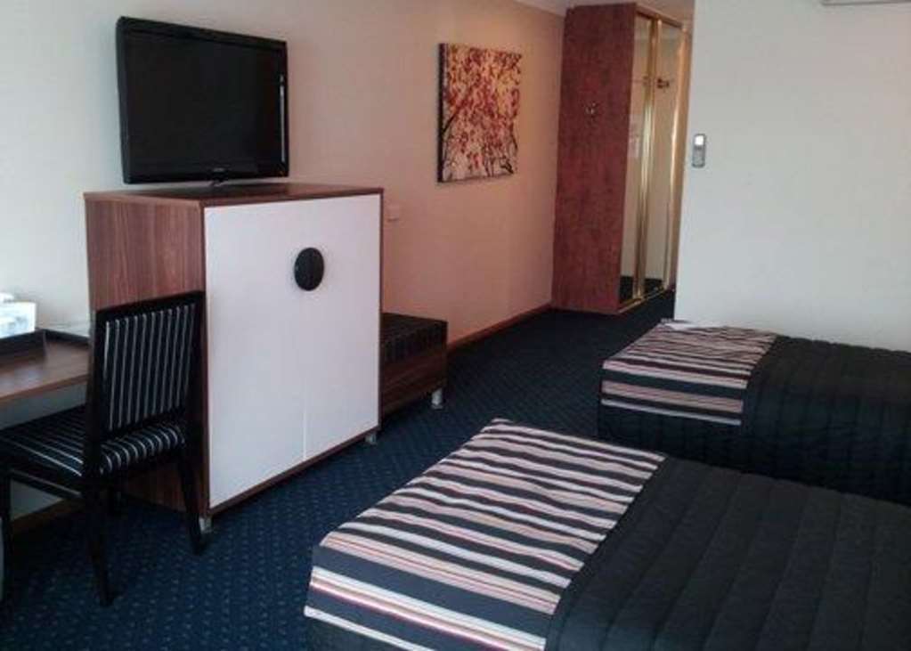 Quality Hotel Taylors Lakes Chambre photo