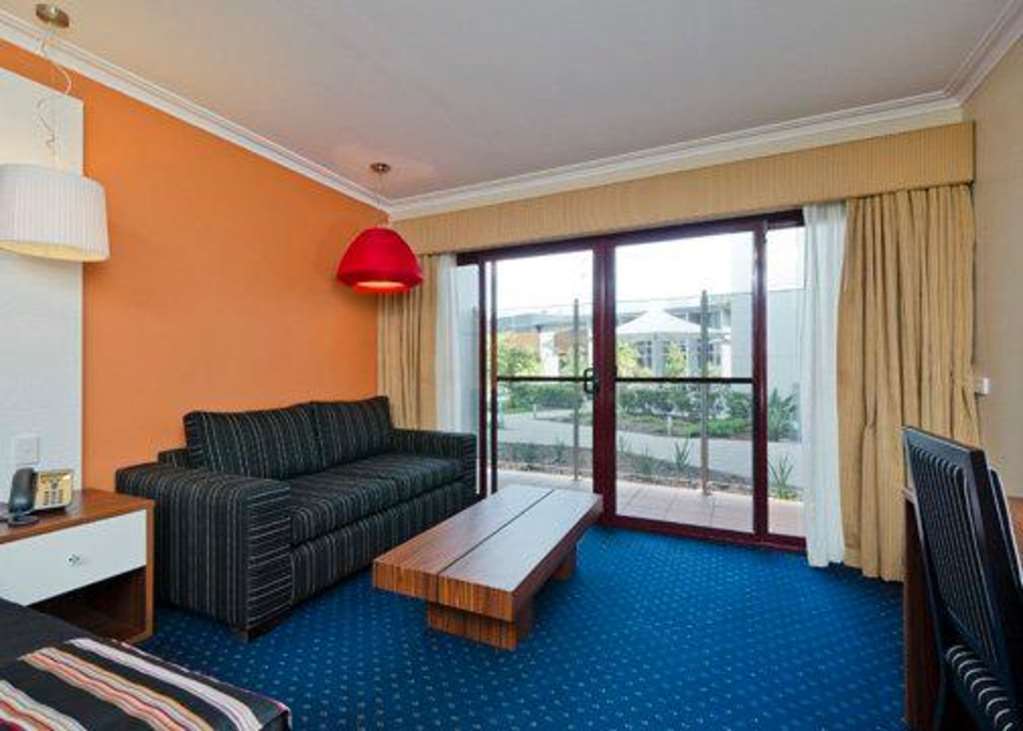 Quality Hotel Taylors Lakes Chambre photo