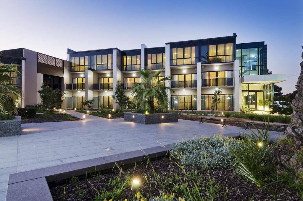 Quality Hotel Taylors Lakes Extérieur photo